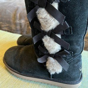 FINAL SALE - Koolaburra by UGG Victoria Women's Winter Boots - size 9 - Black
